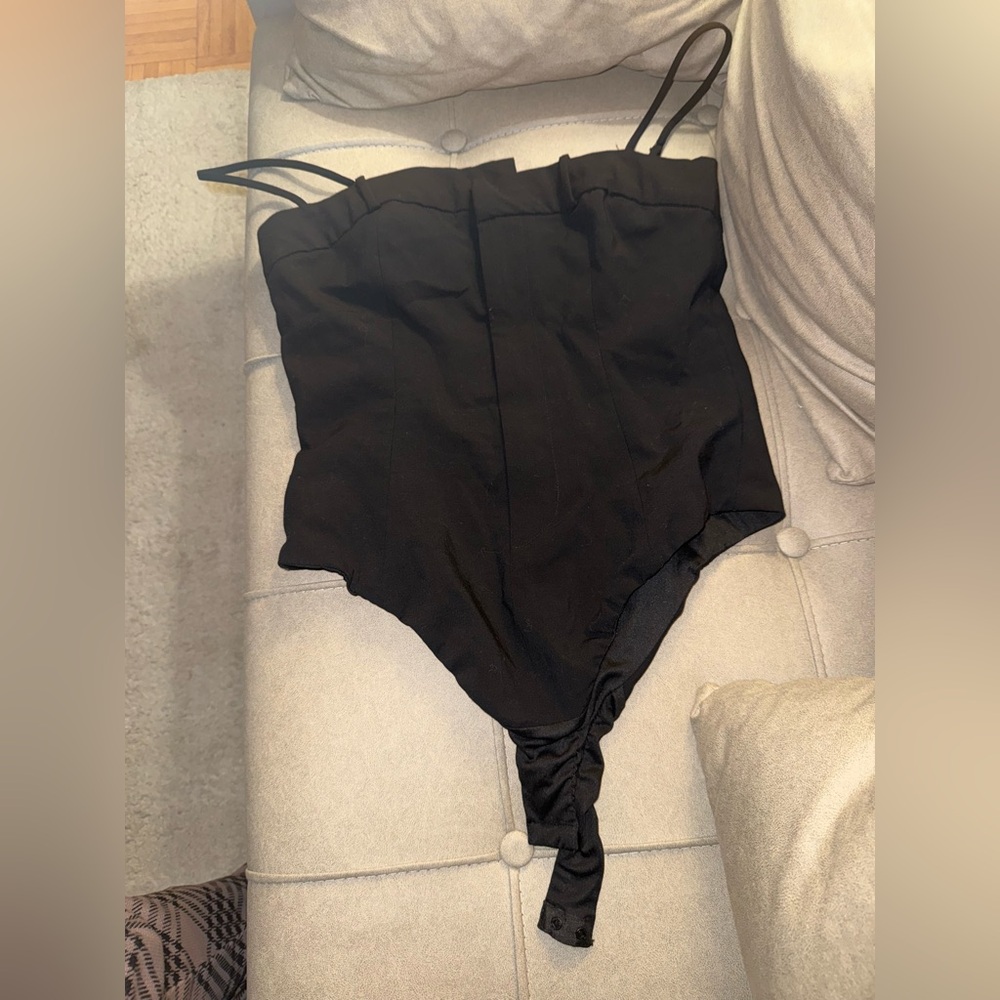 Zara black bodysuit with cute details